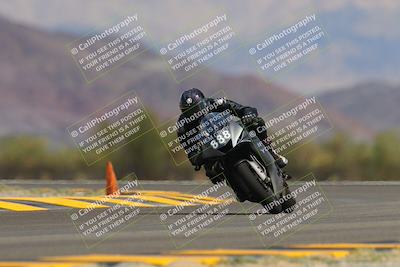 media/Sep-11-2022-SoCal Trackdays (Sun) [[81b7e951af]]/Turn 14 (1130am)/